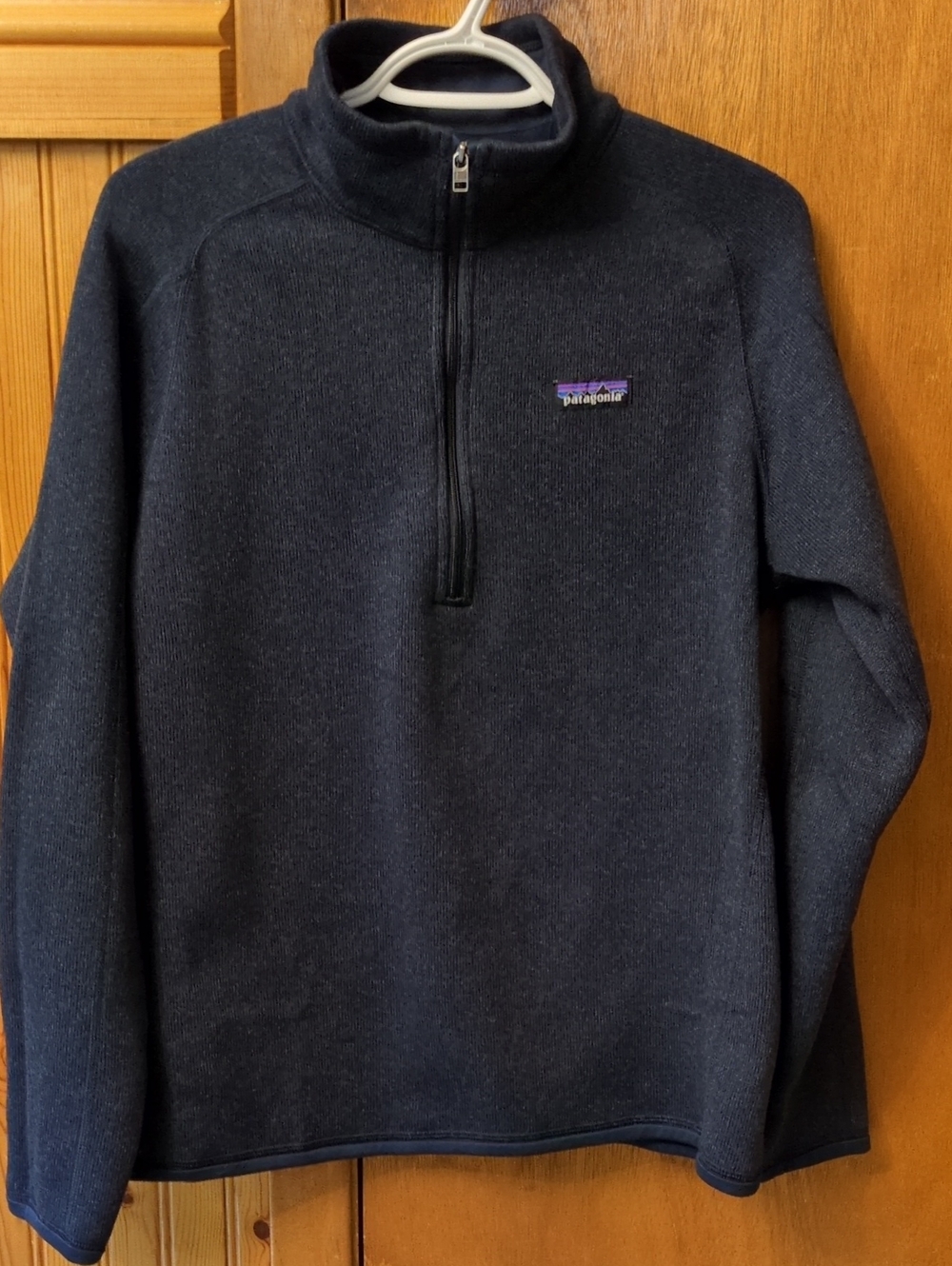 Patagonia Men’s Navy Half-Zip Fleece Pullover